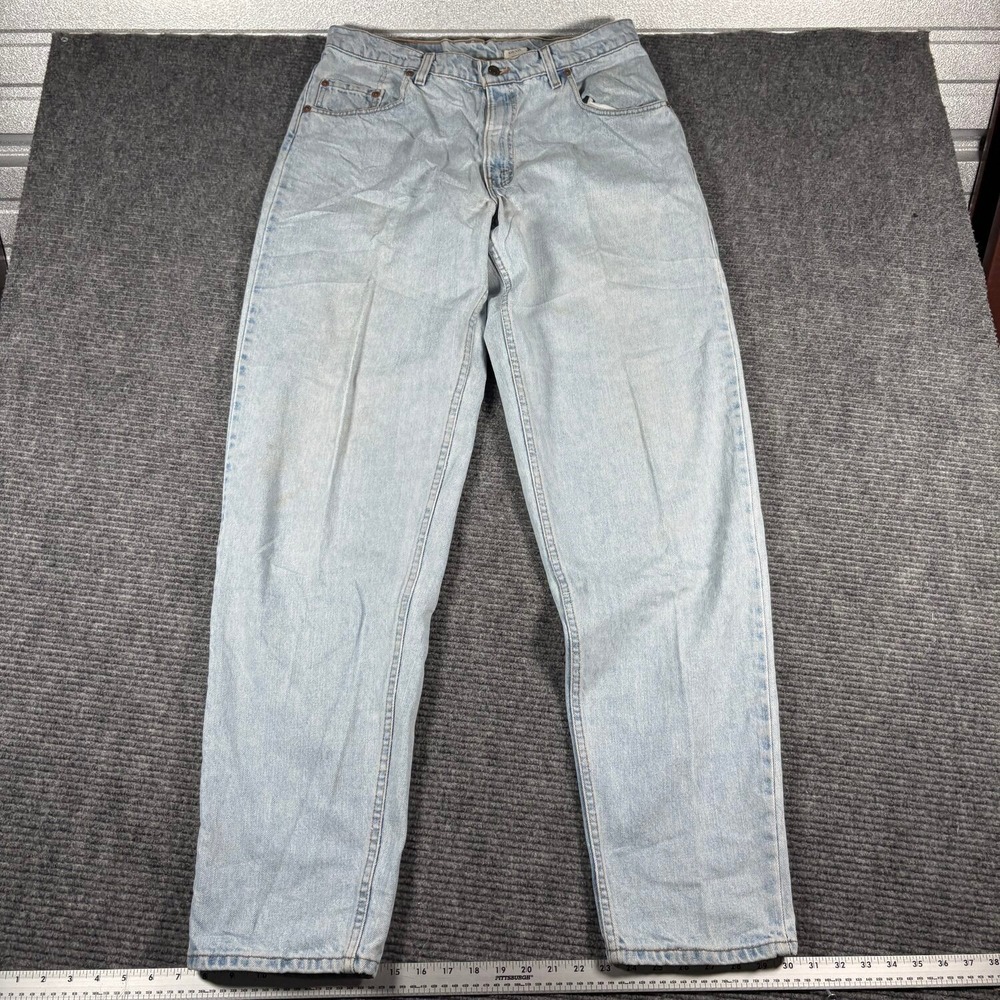 Vtg Levis 560 Jeans Mens 36x36 Light Wash Good Loose Fit Tapered Leg USA Made